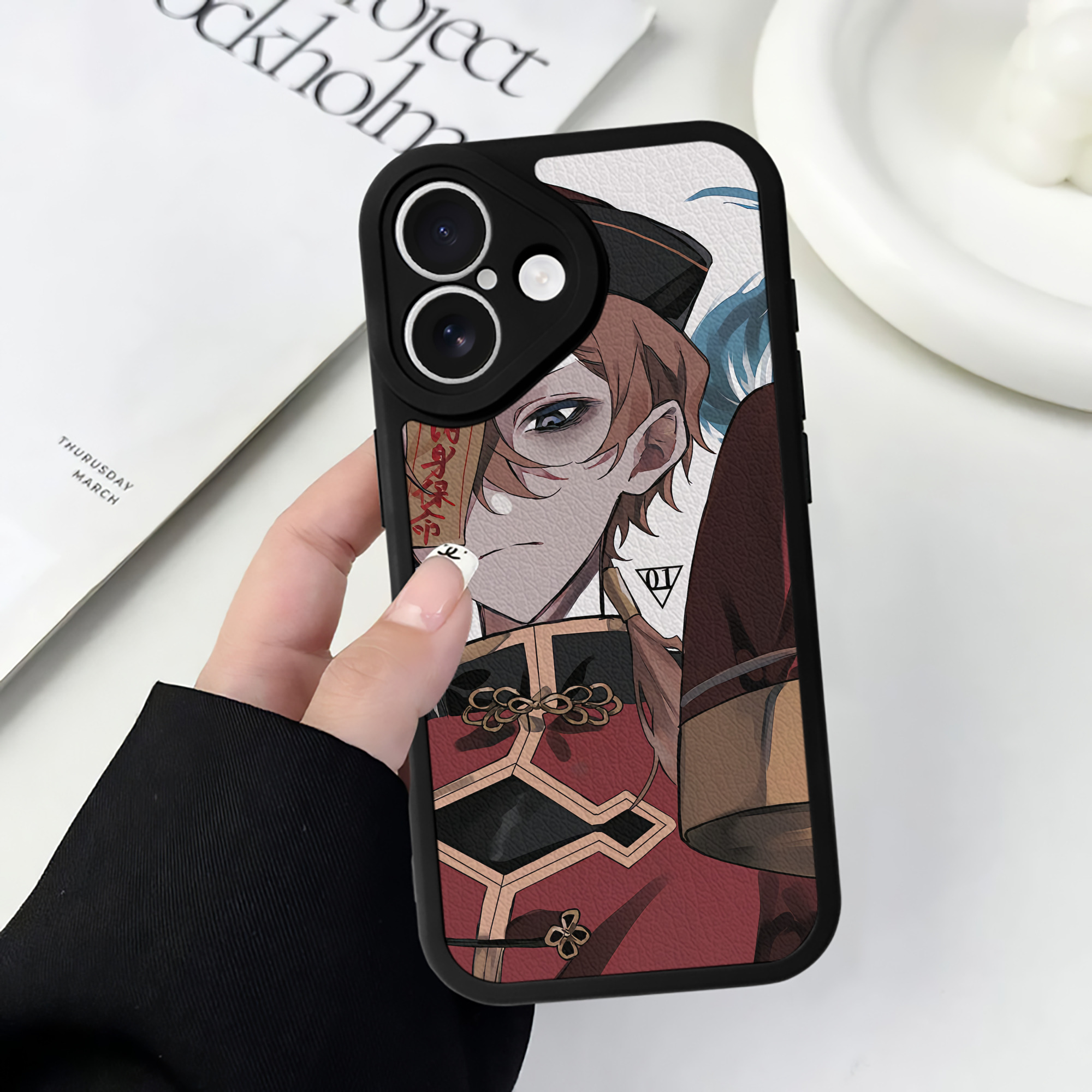 （画像用） 文豪ストレイドッグス Bungo Stray Dogs 【iPhone 16シリーズ対応】シリコンスマホケース（レザー調） 材質：シリコン
